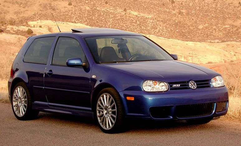 Wikipedia and the .:R32 - How about a better picture for the best car ...